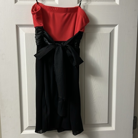 Prom dress with belted sash-M - Picture 3 of 3